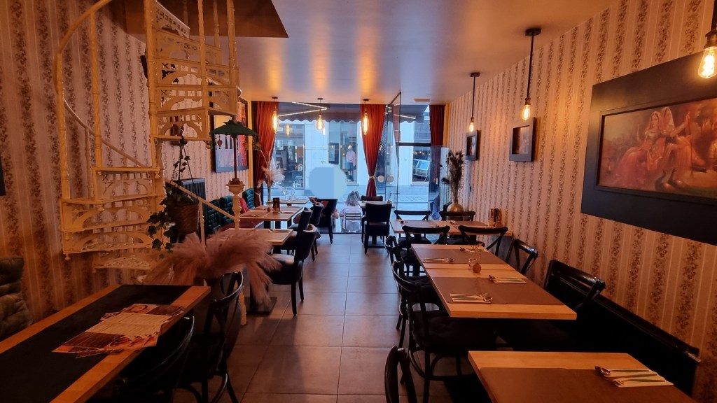 330 Lovely Indian Food at Garlic & Greens, Brugge The Bruges Vegan