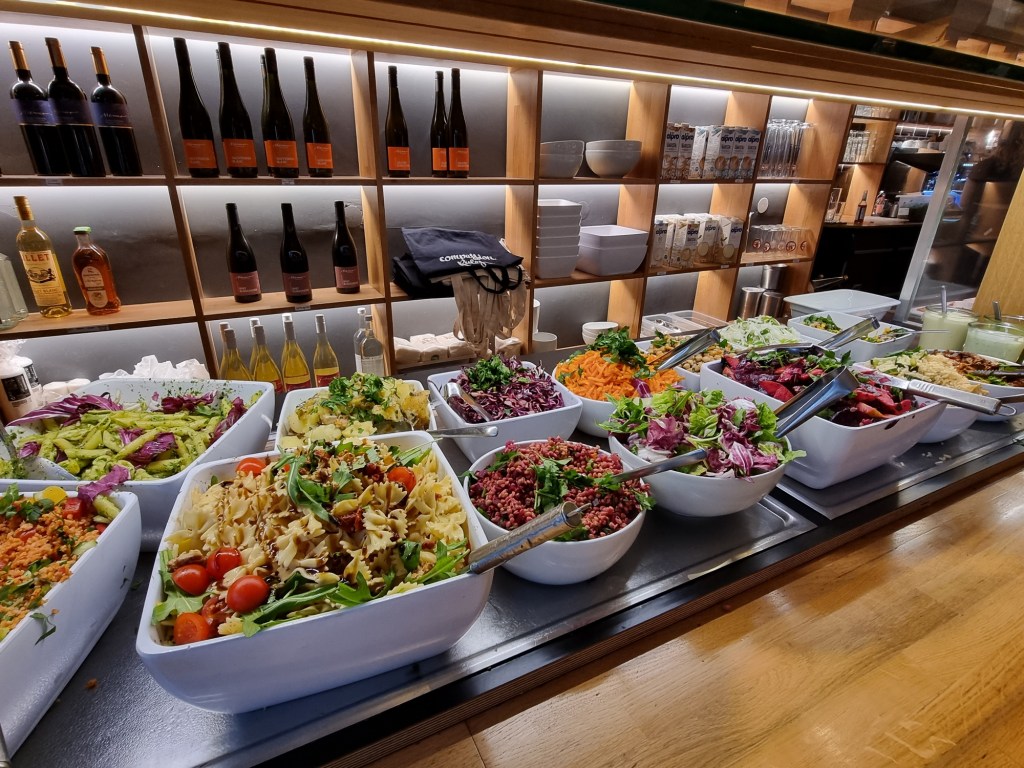 #415 Nice vegan buffet at Sattgrün Hafen, Dusseldorf (Germany) | The ...